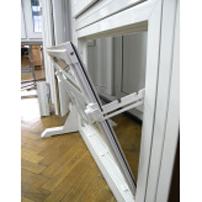 PVC-ikkunat karjalle, navetta, hyttysverkot, valmistaja Puola