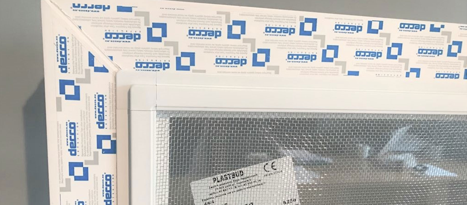 PVC-ikkunat karjalle, navetta, hyttysverkot, valmistaja Puola